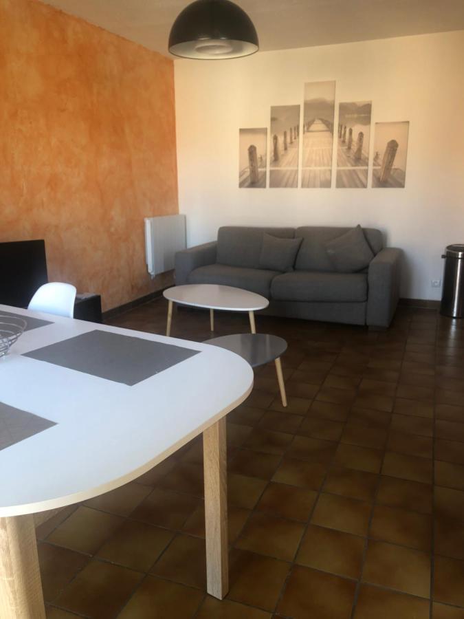 Appartement 4 Personnes Vue Mer Carqueiranne Exterior foto